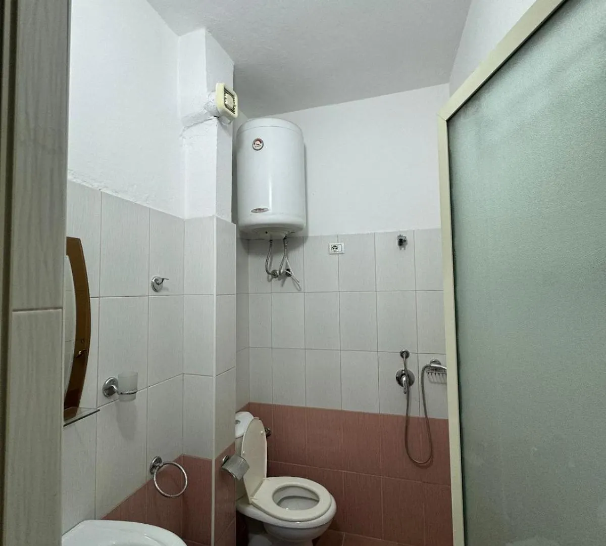 Seas Salt Apartaments Durres Apartment